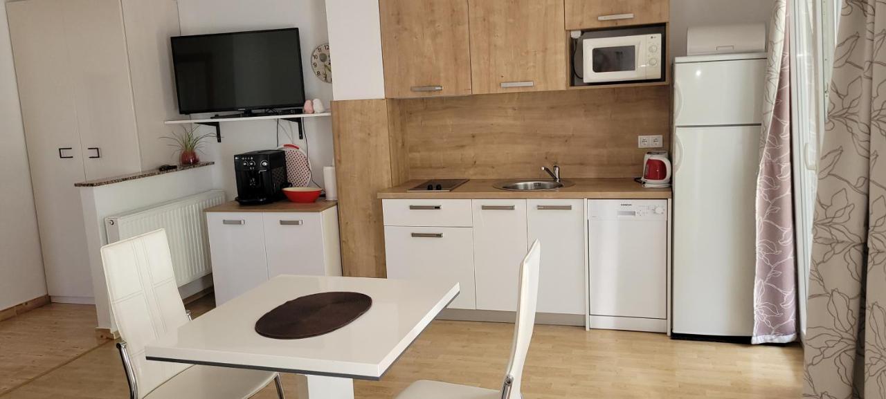 Apartments In Krk คิร์ก ภายนอก รูปภาพ