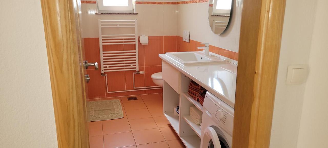 Apartments In Krk คิร์ก ภายนอก รูปภาพ