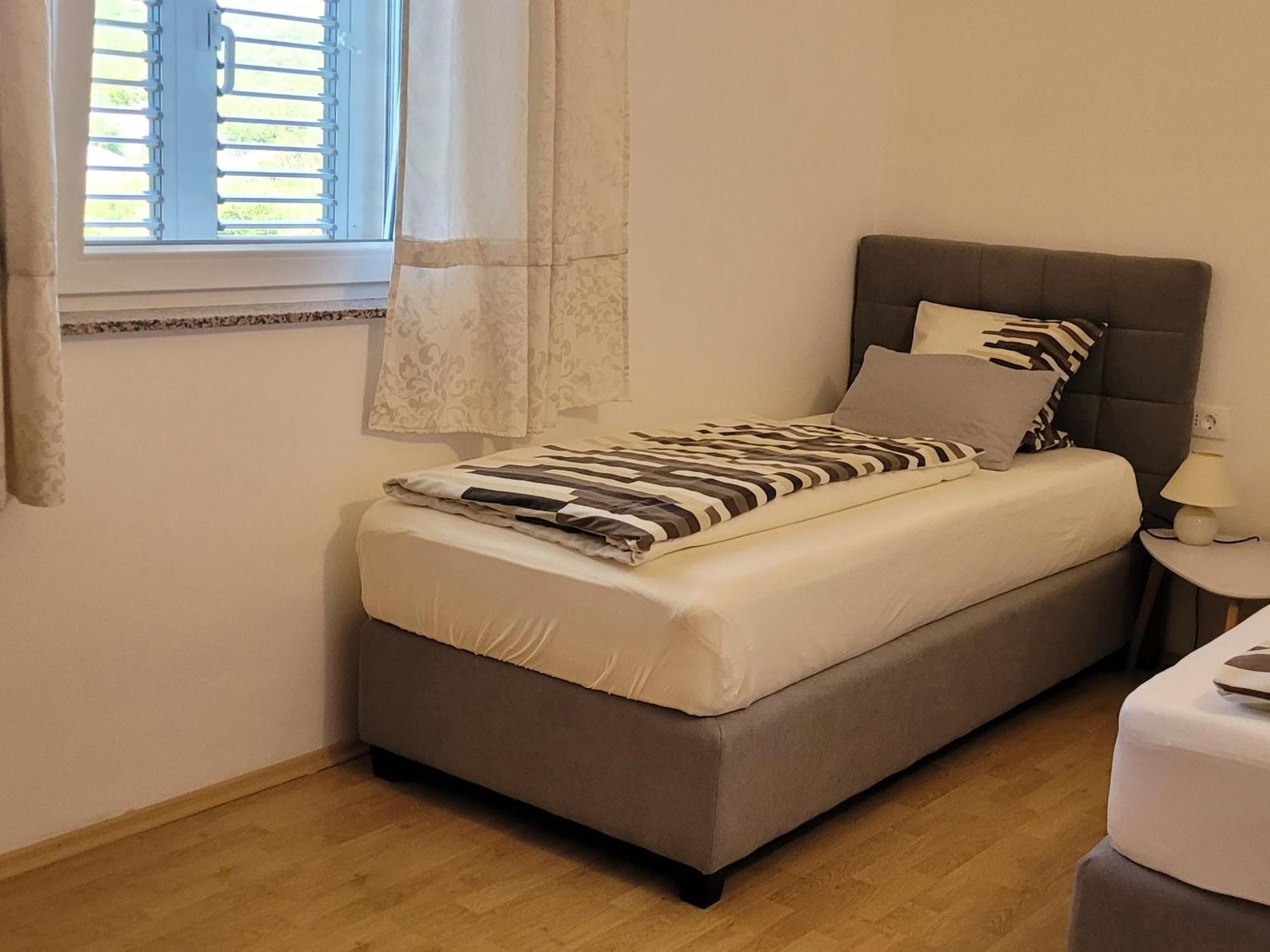 Apartments In Krk คิร์ก ภายนอก รูปภาพ